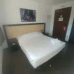 170 Hotel