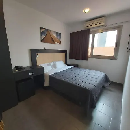 Hotel 170 Castelldefels