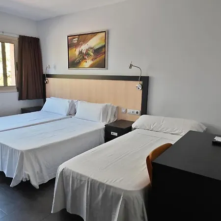 170 Hotel 2*