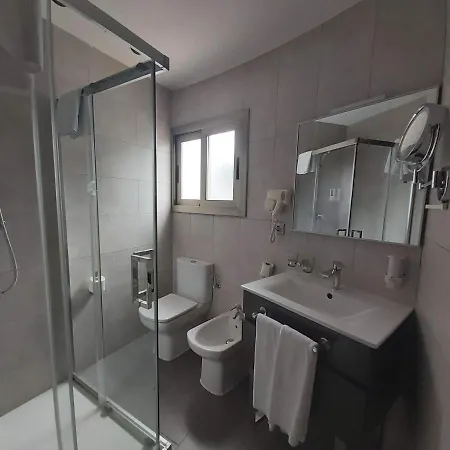 170 2* Castelldefels