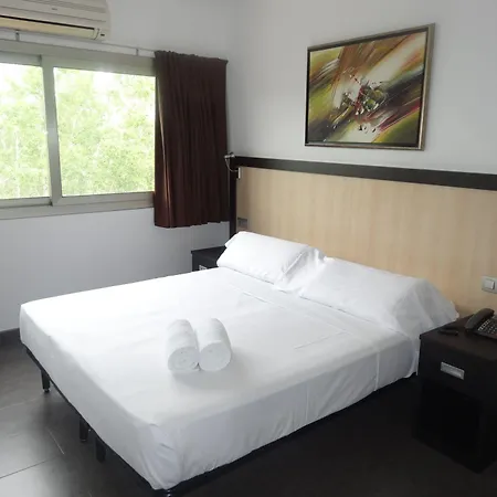 Hotel 170 Castelldefels