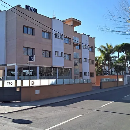 170 2* Castelldefels