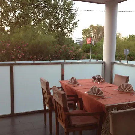 Szálloda 170 Castelldefels